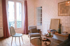 Nice Apt ideal for 2 near the sacred heart!